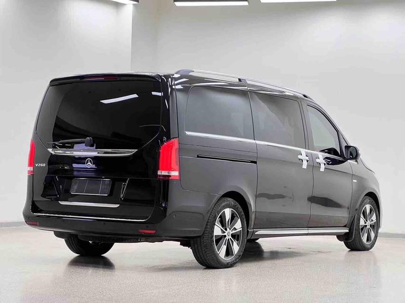 Mercedes-Benz V-Class, 2022 — фото 7 из 12