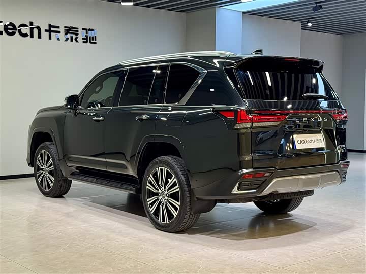 Lexus LX, 2025 — фото 6 из 9