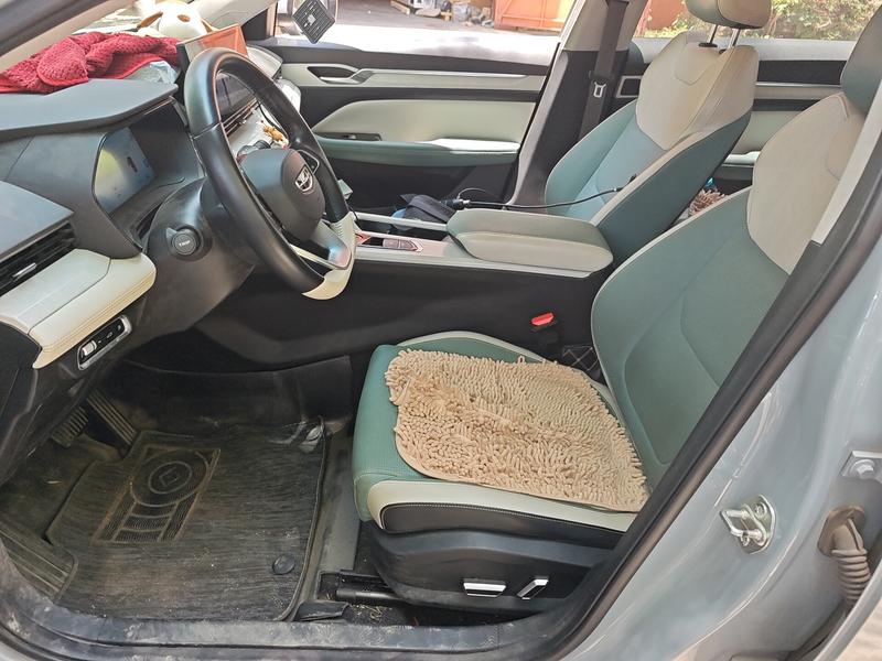 Geely Emgrand L Hi·P Hybrid, 2023 — фото 7 из 12