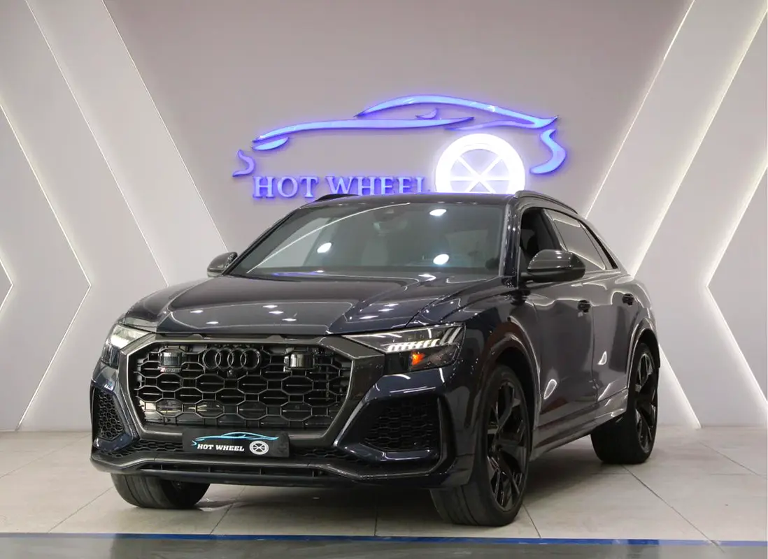 Audi RS Q8, 2024