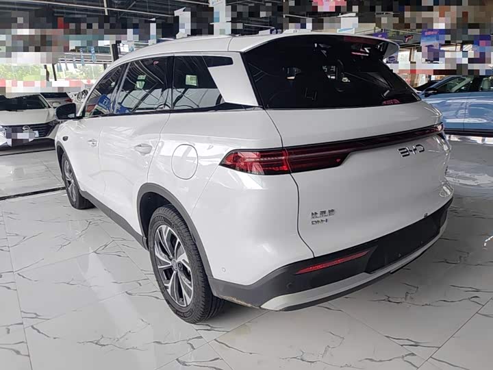 BYD Song Pro Hybrid, 2025 — фото 5 из 9
