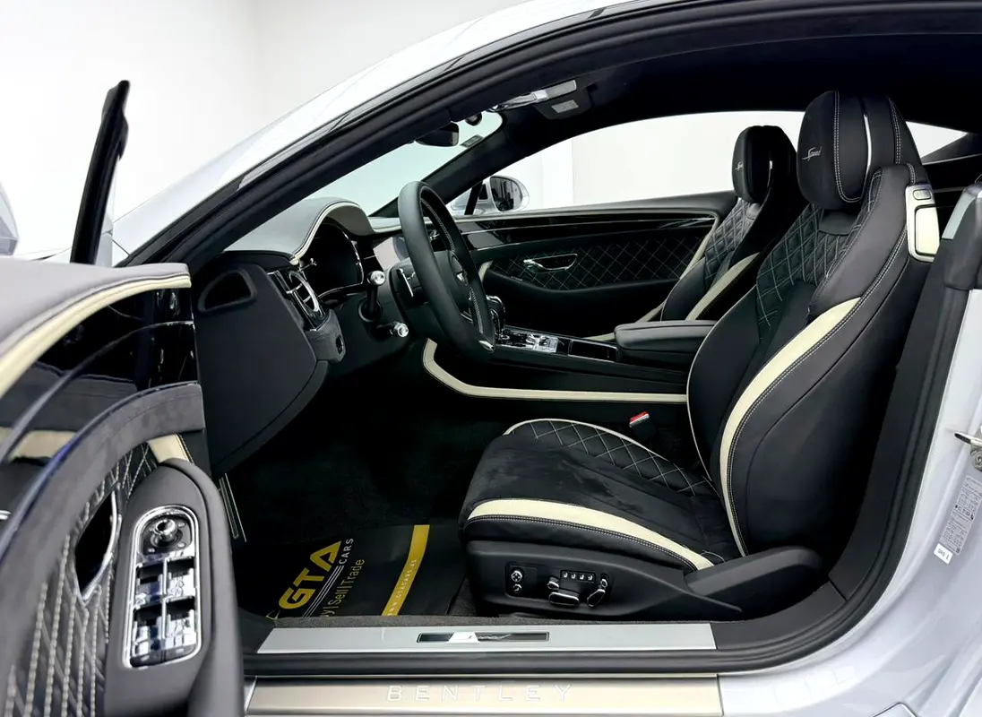 Bentley Continental, 2022 — фото 8 из 10