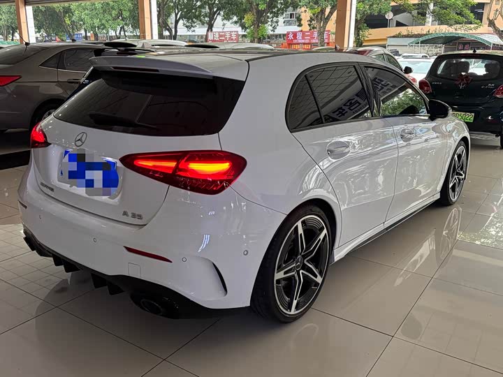 Mercedes-Benz A-Class AMG, 2024 — фото 4 из 9