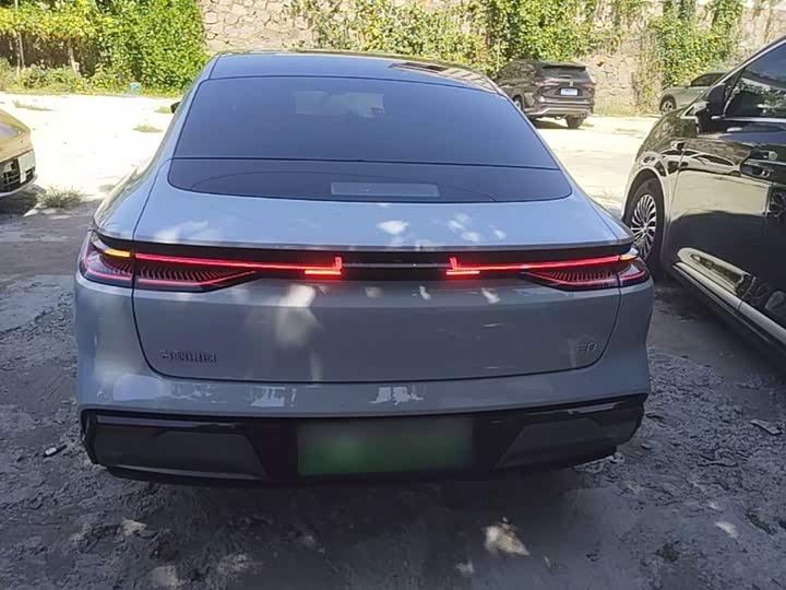 Geely Galaxy E8, 2024 — фото 6 из 9