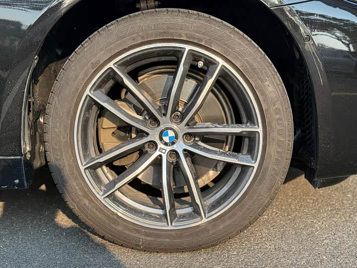 BMW 5 Series, 2022 — фото 8 из 9