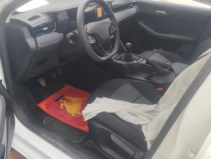 Roewe i5, 2025 — фото 9 из 9