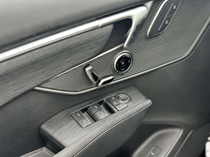 Buick LaCrosse, 2025 — фото 8 из 9