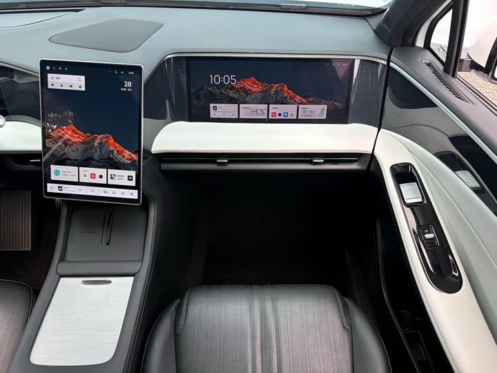 Geely Galaxy L7, 2024 — фото 8 из 9
