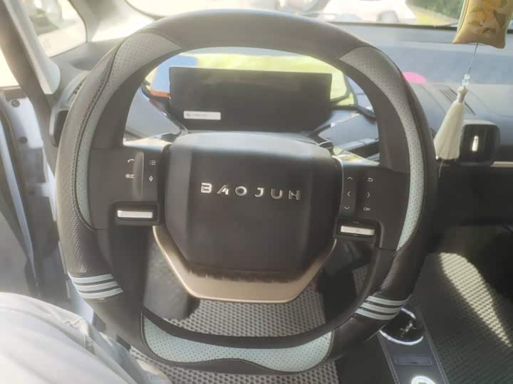Baojun KiWi EV, 2022 — фото 6 из 9