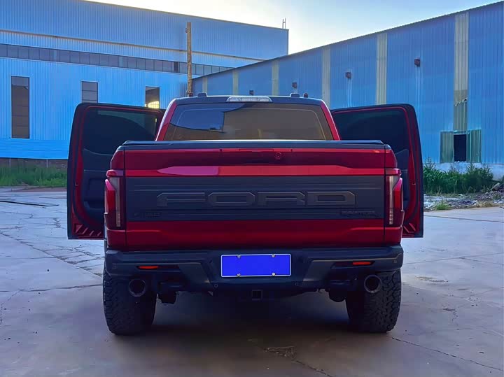 Ford F-150 Raptor, 2023 — фото 4 из 7