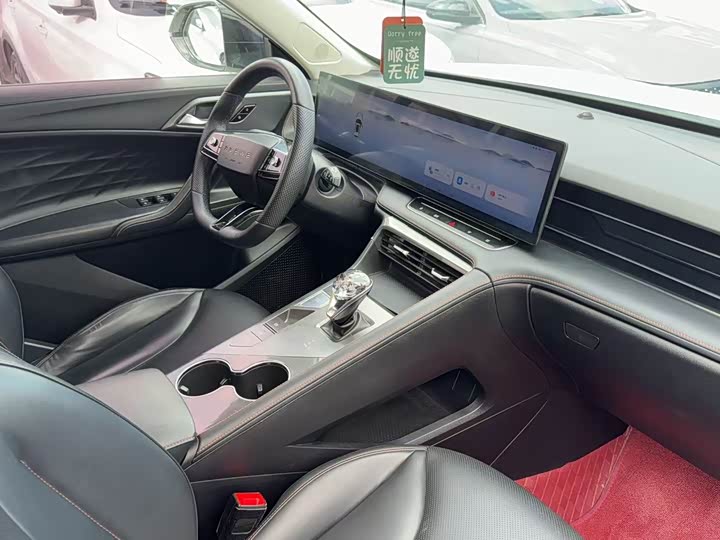 Roewe RX5, 2022 — фото 2 из 7