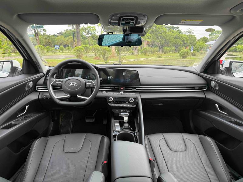 Hyundai Elantra N line, 2025 — фото 9 из 12