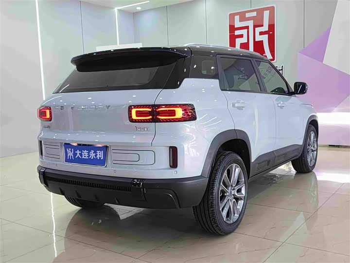 Geely Icon, 2025 — фото 4 из 9