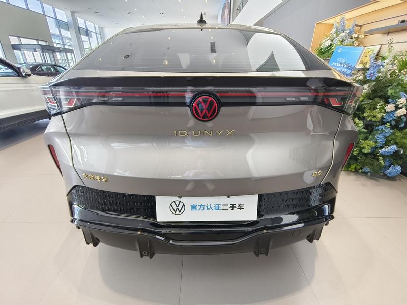 Volkswagen ID.Unyx 06, 2025 — фото 5 из 9