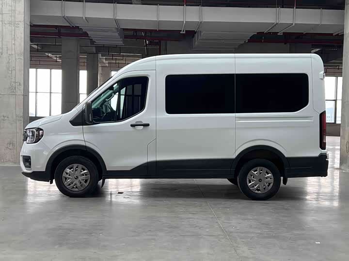 Ford Transit T8, 2023 — фото 3 из 9