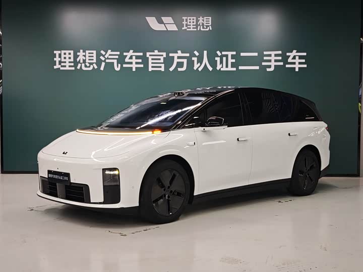 LiXiang i8, 2025 — купить в Санкт-Петербурге под ключ