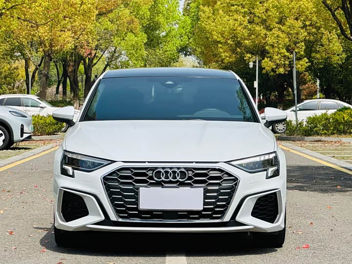 Audi A3, 2023 — фото 3 из 9