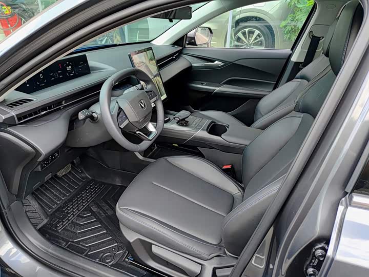 Changan Eado Plus, 2025 — фото 7 из 9