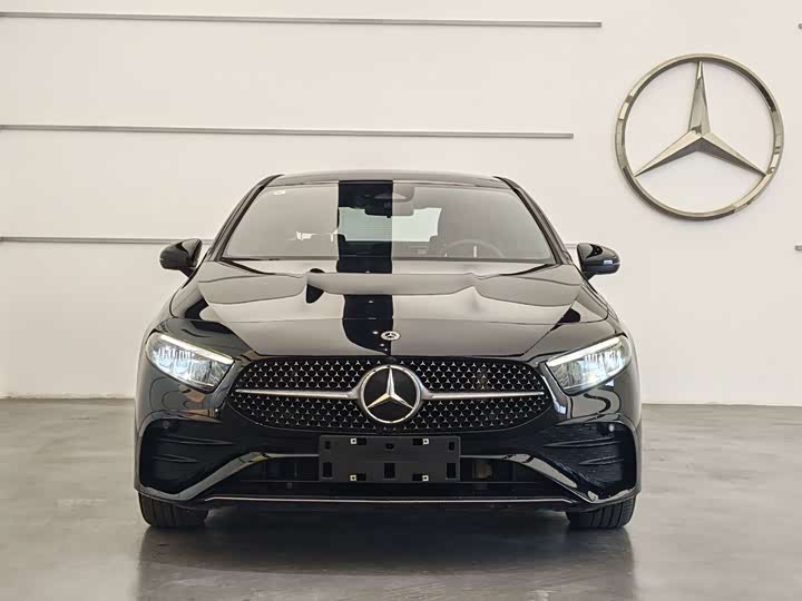 Mercedes-Benz A-Class, 2023 — фото 3 из 9