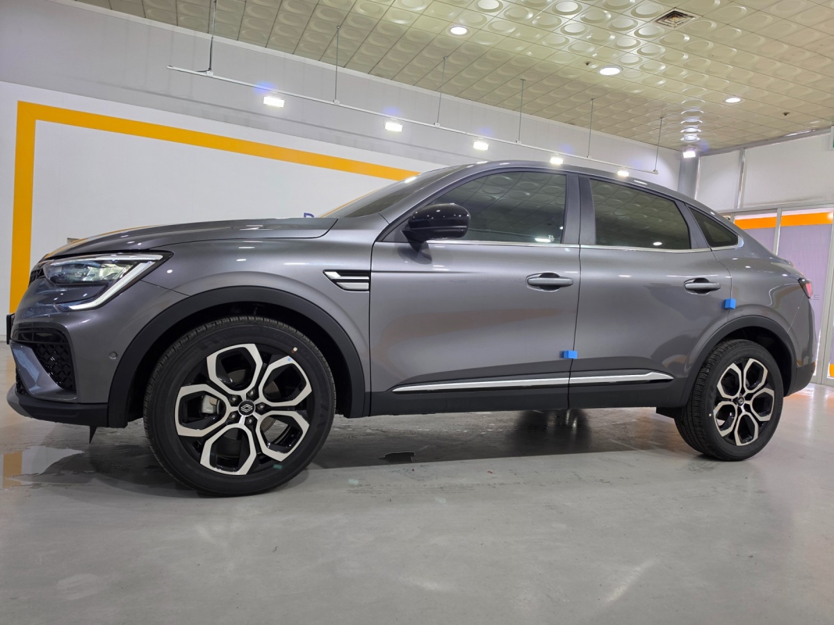 Renault Arkana, 2025 — фото 3 из 12