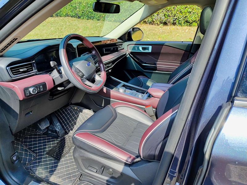 Ford Explorer, 2022 — фото 7 из 10
