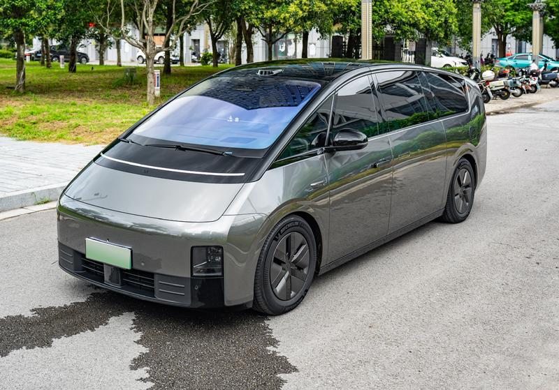 LiXiang Mega, 2025 — купить в Костроме под ключ