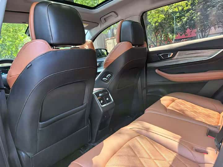 Chery Tiggo 8 Plus, 2022 — фото 6 из 9