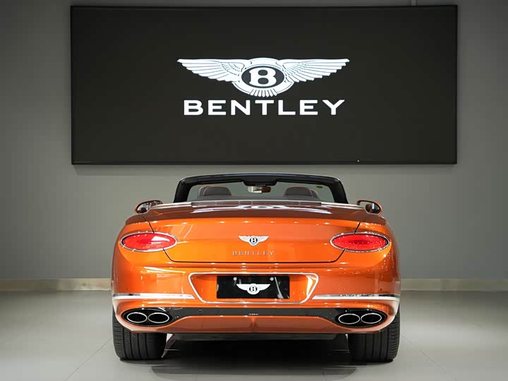 Bentley Continental GT, 2022 — фото 4 из 9