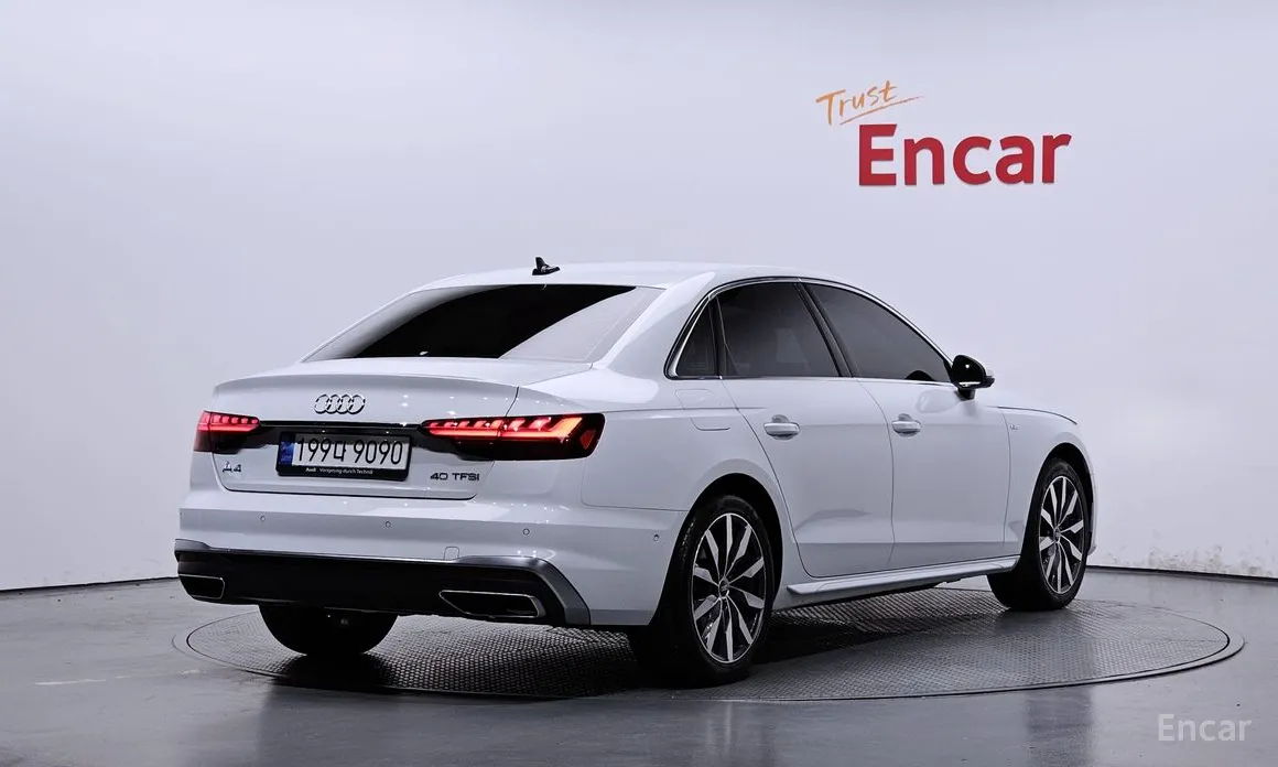 Audi A4, 2023 — фото 2 из 12