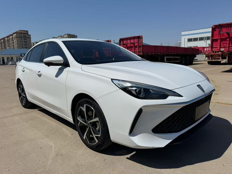 Roewe i5, 2024 — фото 3 из 10