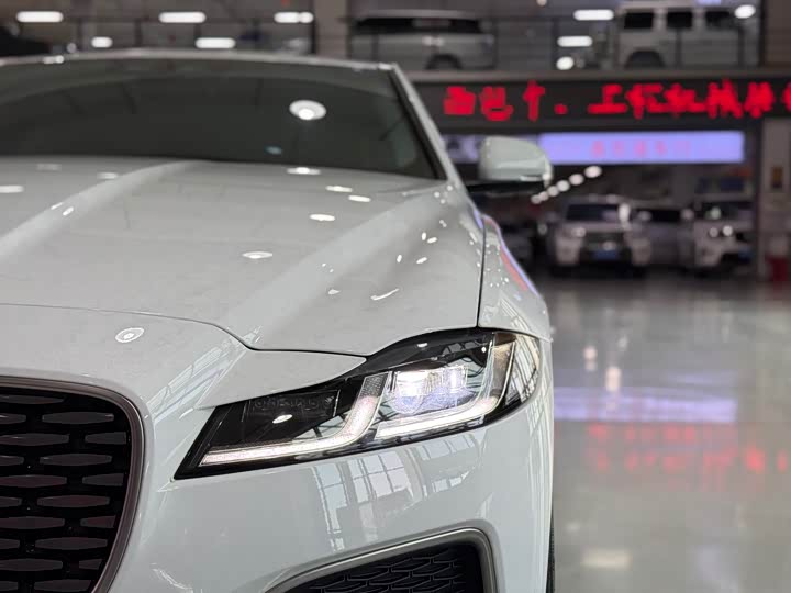 Jaguar XF L, 2025 — фото 8 из 9