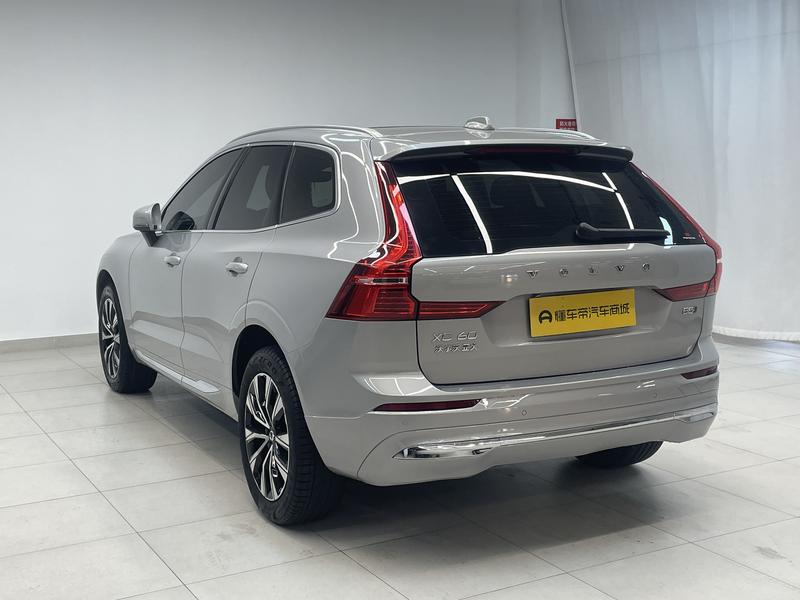 Volvo XC60, 2023 — фото 5 из 12