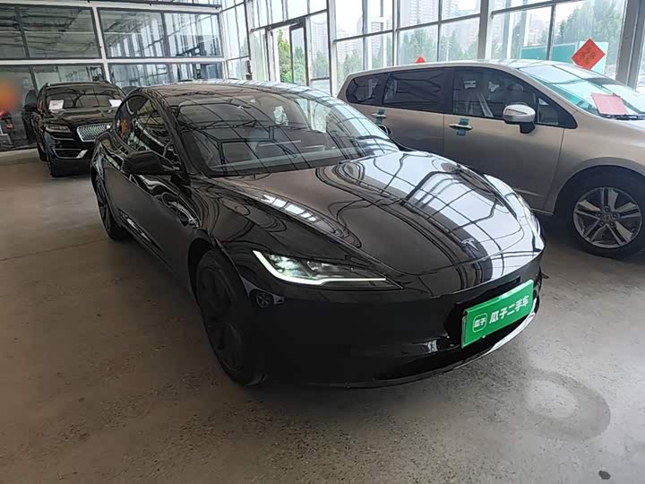 Tesla Model 3, 2026 — фото 4 из 9
