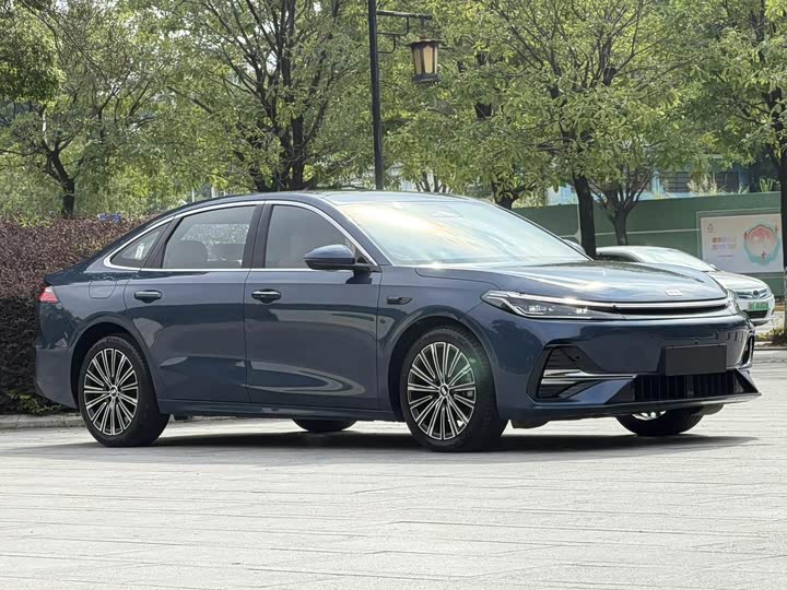 Geely Galaxy A7, 2025 — фото 2 из 9