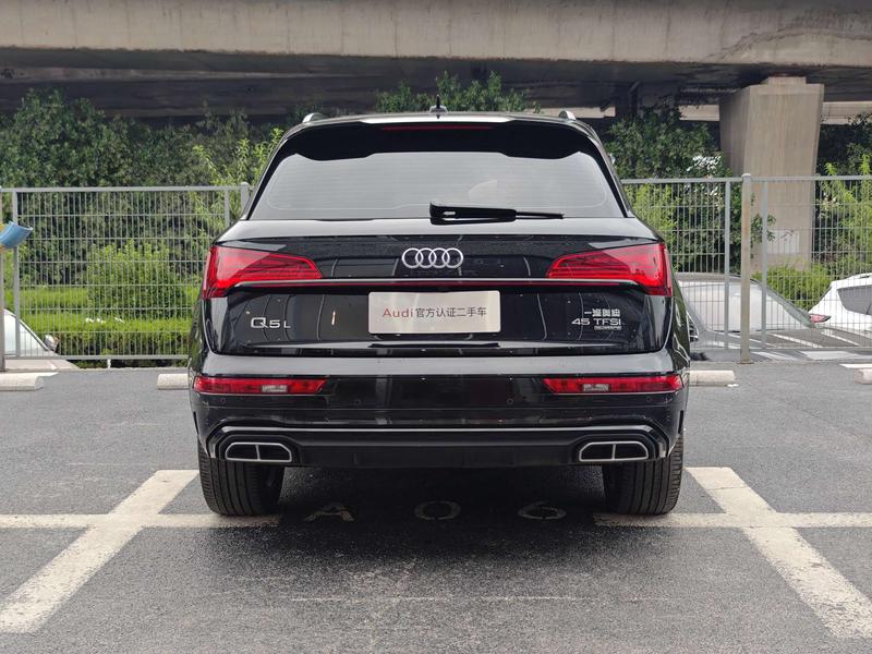 Audi Q5L, 2024 — фото 5 из 10