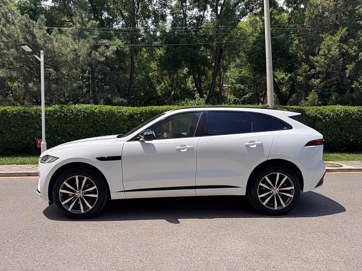 Jaguar F-Pace, 2023 — фото 3 из 9