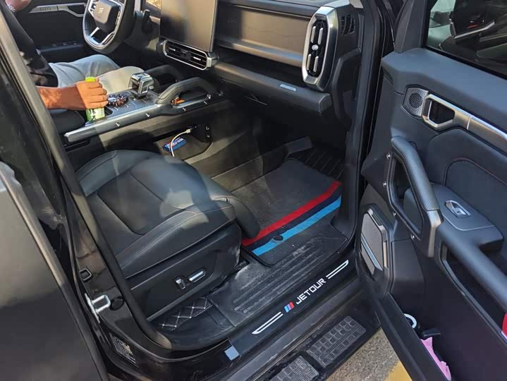 Jetour T2 Hybrid, 2025 — фото 8 из 9