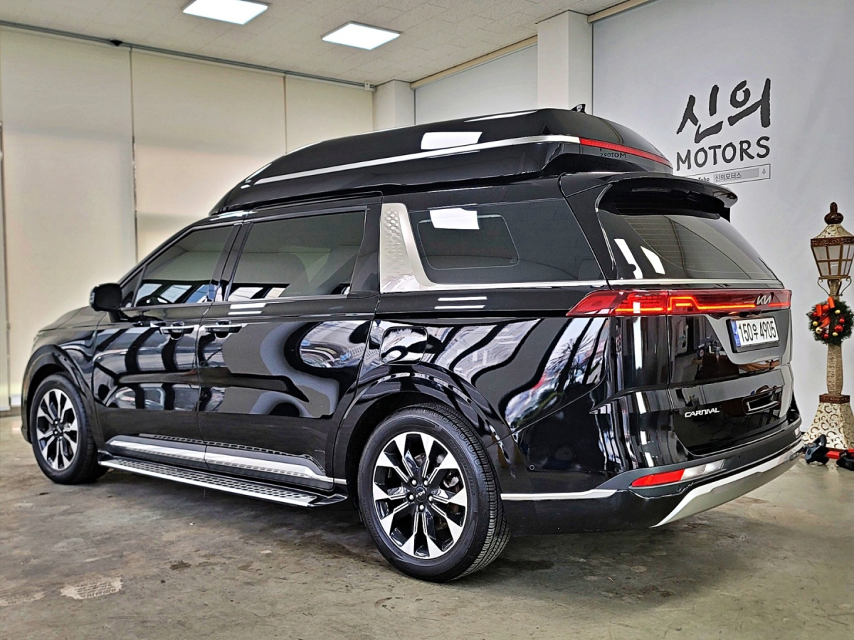 Kia Carnival, 2022 — фото 2 из 12