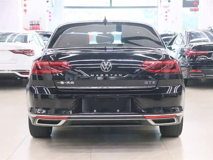Volkswagen Magotan GTE Hybrid, 2022 — фото 4 из 9