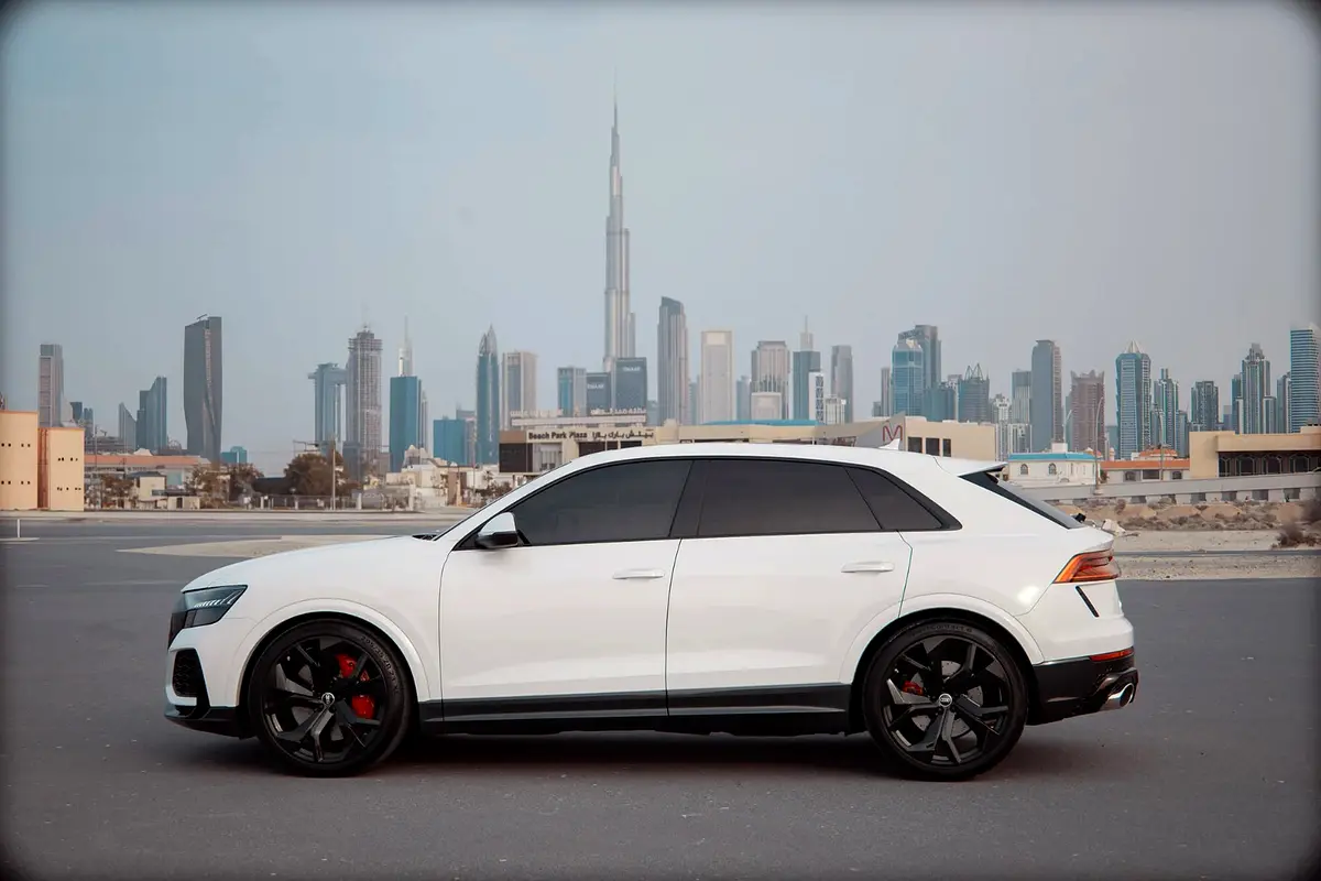 Audi RS Q8, 2023 — фото 3 из 10