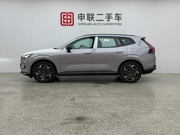 Volvo XC70 Hybrid, 2025 — фото 4 из 9
