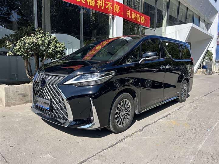 Lexus LM, 2022 — купить в Санкт-Петербурге под ключ