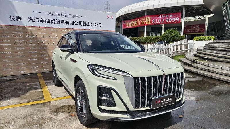 Hongqi HS3, 2023 — фото 3 из 12