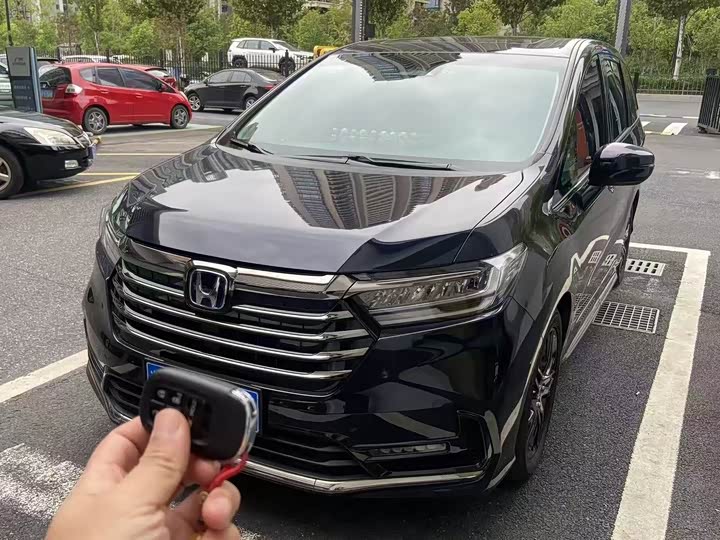 Honda Odyssey, 2024 — купить в Ижевске под ключ