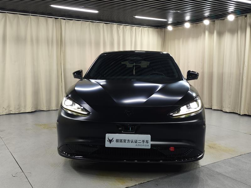 BAIC Arcfox Alpha S, 2023 — фото 2 из 12