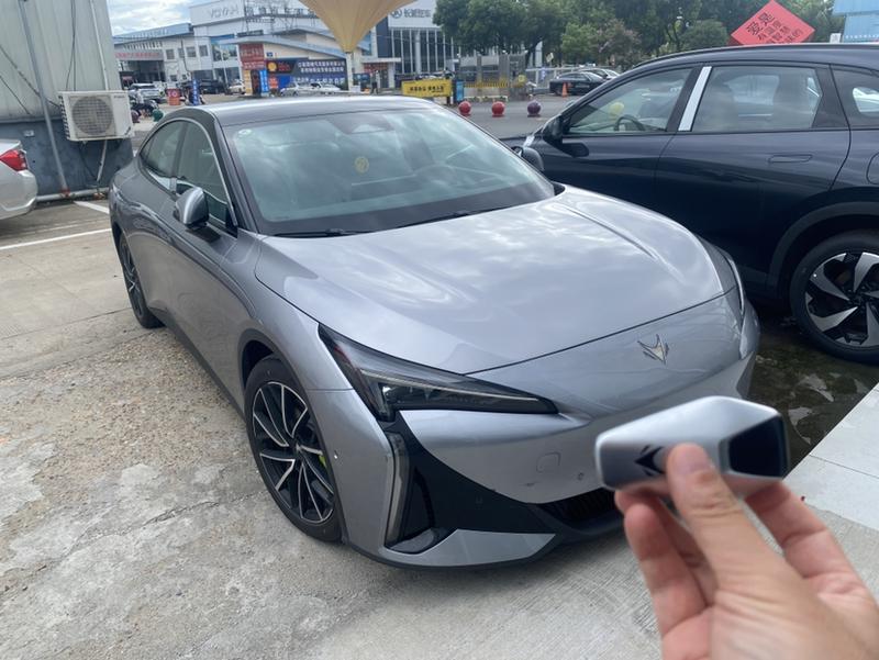 BAIC Arcfox Alpha S5, 2025 — фото 3 из 12