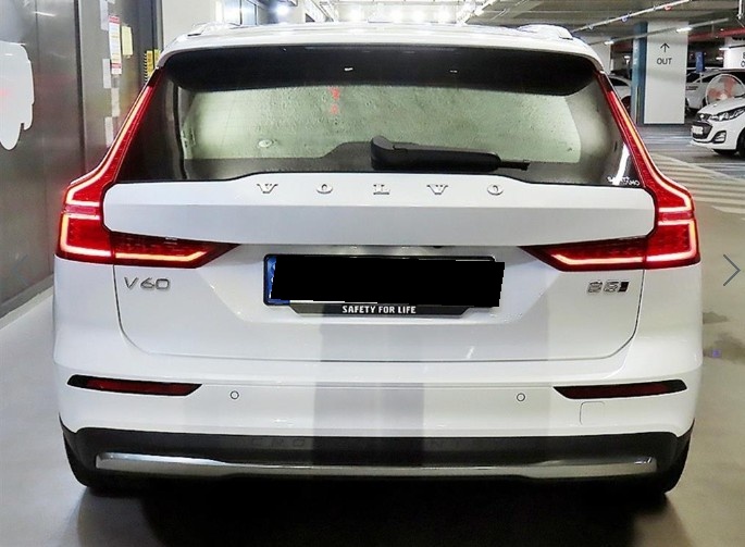 Volvo V60, 2023 — фото 5 из 12