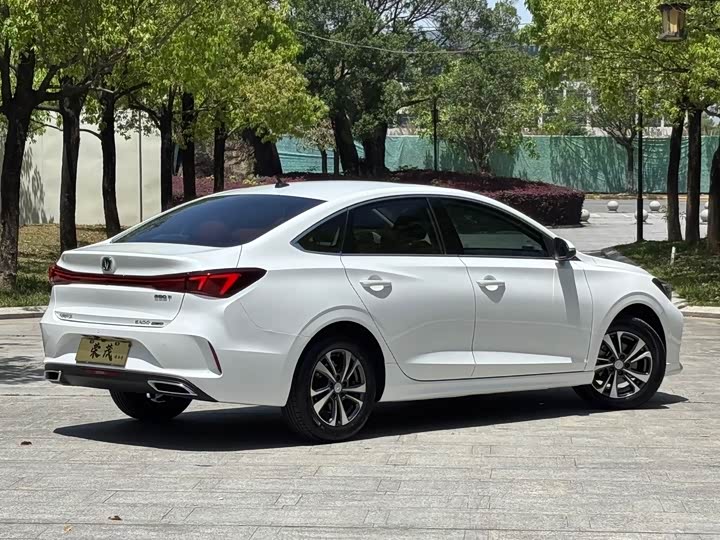 Changan Eado Plus, 2023 — фото 4 из 9