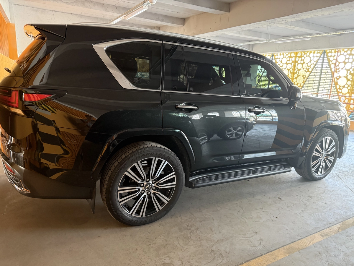 Lexus LX, 2024 — фото 4 из 10