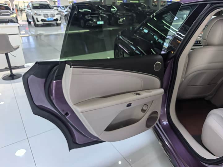 GAC Hyptec A8, 2026 — фото 5 из 9